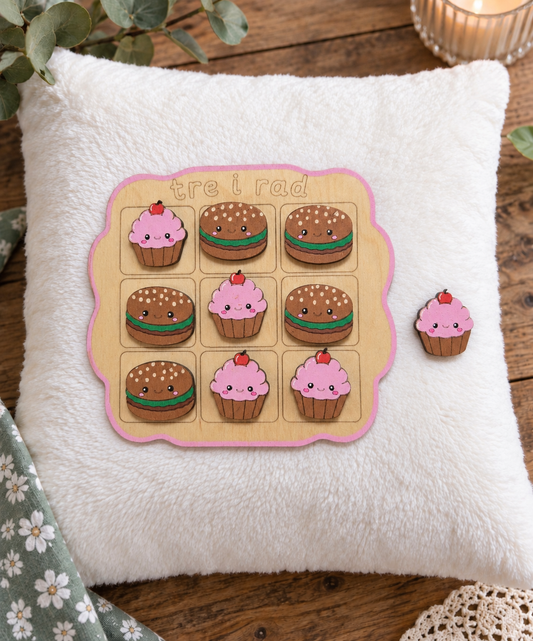 Handgjort Tre i Rad i Trä – Hamburgare och Muffins